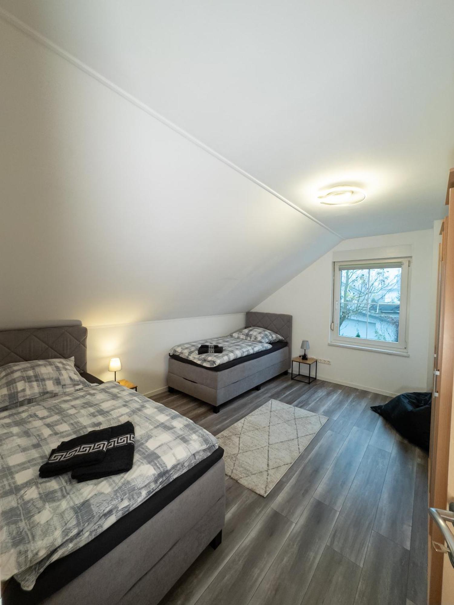 Ganzes Ferienhaus In Leipzig Mit Garage Und Fussbodenheizung Exterior photo